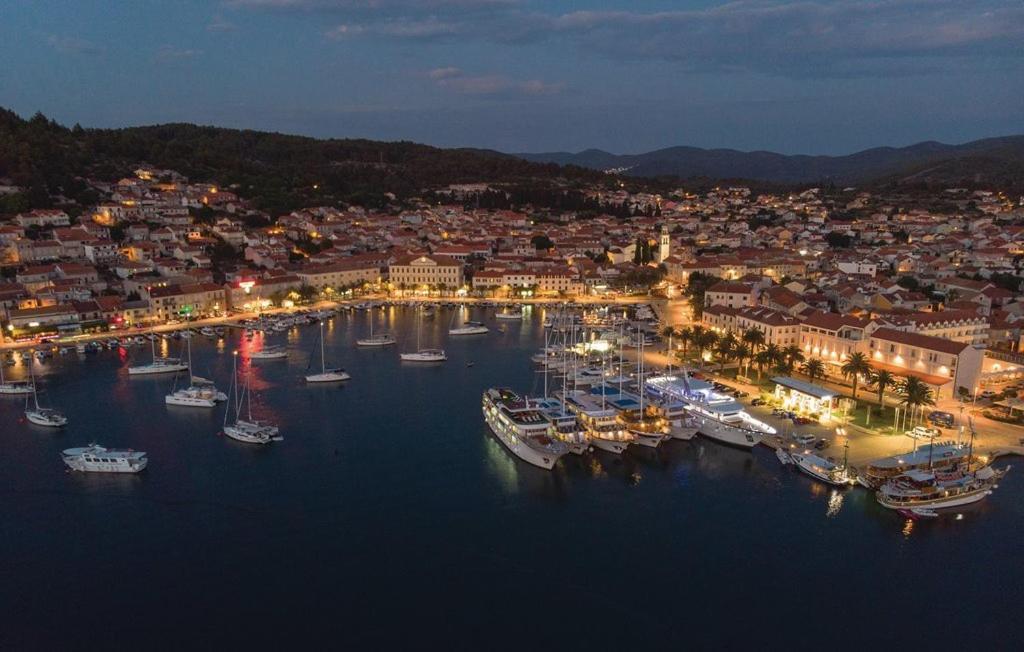 Apartment Sunset Vela Luka